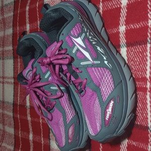 Altra Lone Peak 3.5 Womens 8.5